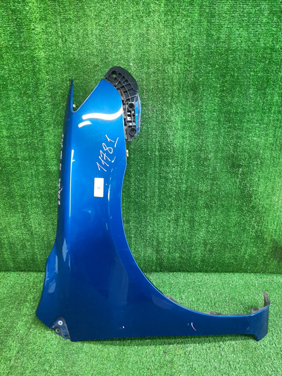 Крыло правое переднее TOYOTA COROLLA FIELDER, COROLLA  AXIO ZRE144G, ZRE142G, NZE144G, NZE141G, NZE141, NZE144, ZRE142, ZRE144 11781 1 ракурс