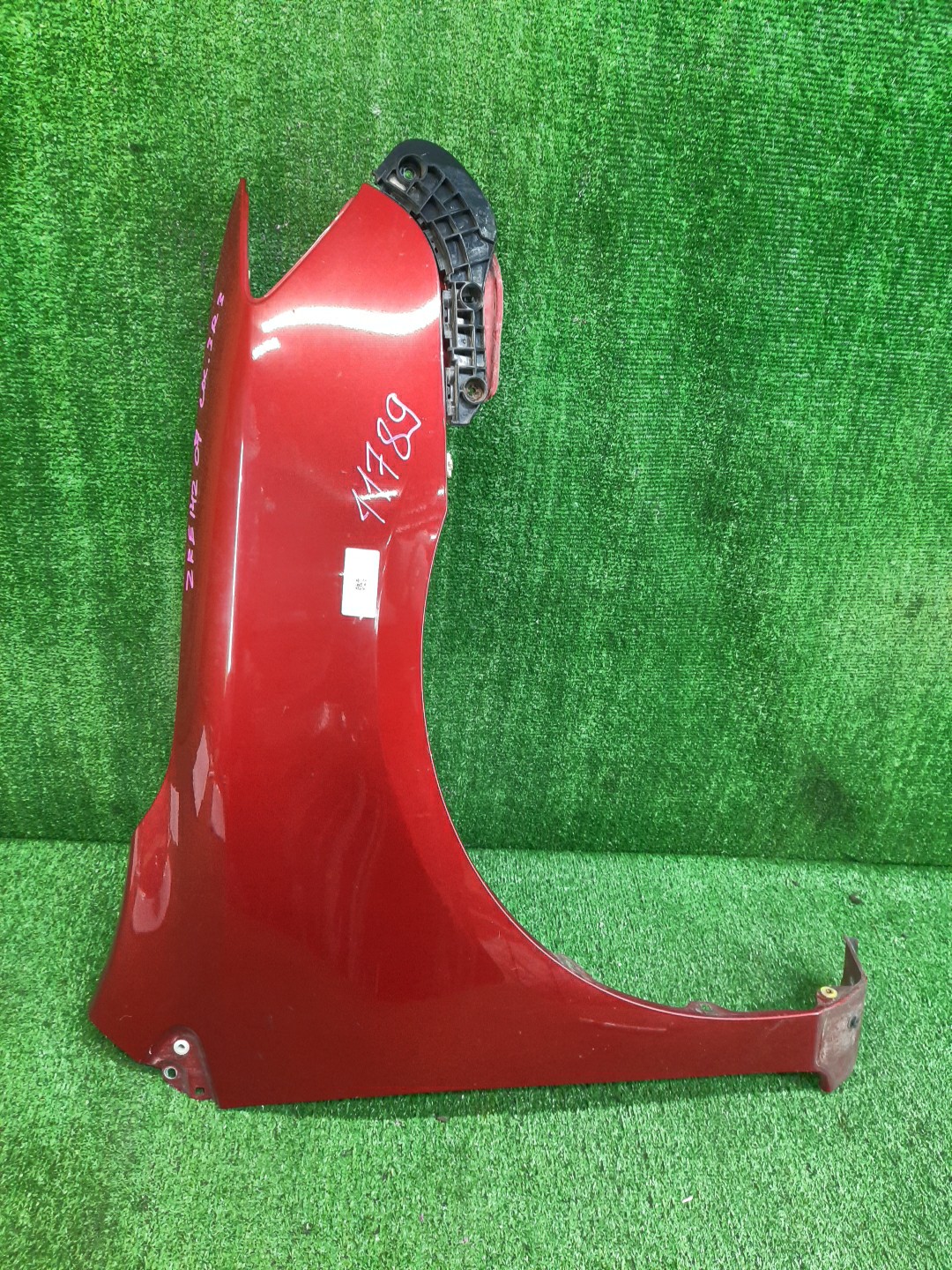 Крыло правое переднее TOYOTA COROLLA FIELDER, COROLLA  AXIO ZRE144G, ZRE142G, NZE144G, NZE141G, NZE141, NZE144, ZRE142, ZRE144 11789 1 ракурс