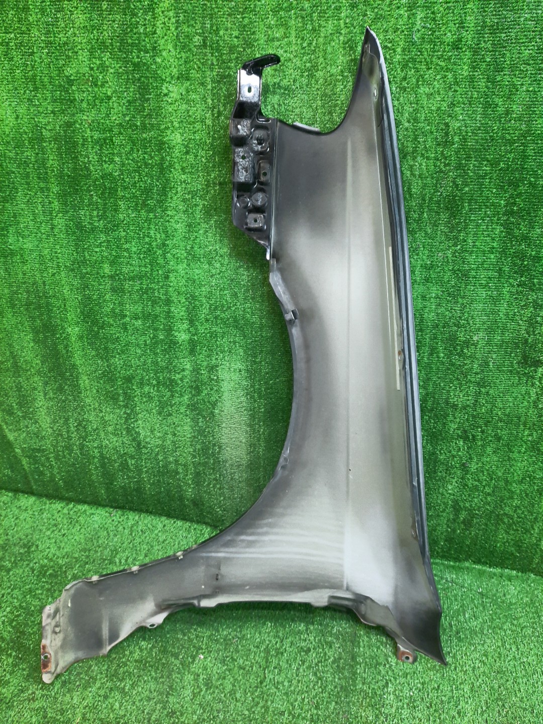 Крыло правое переднее NISSAN SUNNY B15, FB15, FNB15, QB15, SB15 11830 2 ракурс