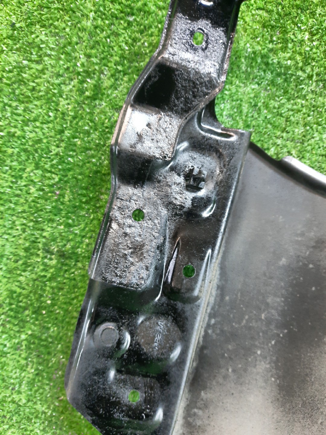 Крыло правое переднее NISSAN SUNNY B15, FB15, FNB15, QB15, SB15 11830 3 ракурс