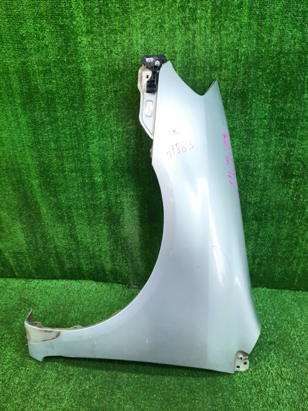 Крыло левое переднее TOYOTA COROLLA NZE121 11883 1 ракурс