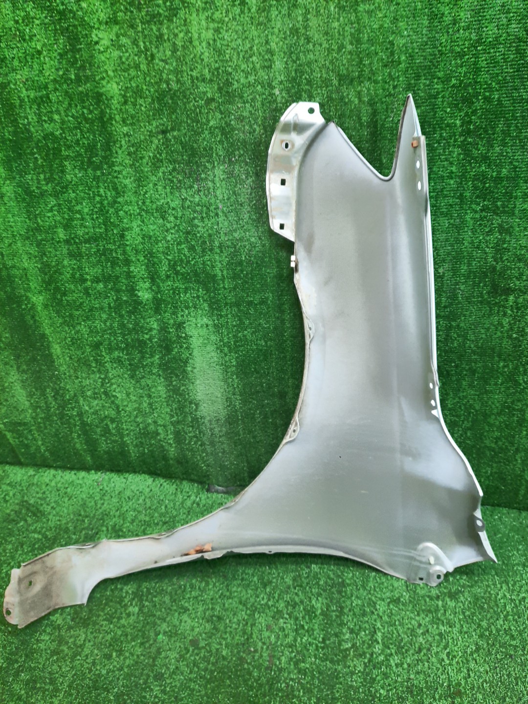 Крыло правое переднее TOYOTA COROLLA FIELDER, COROLLA  AXIO ZRE144G, ZRE142G, NZE144G, NZE141G, NZE141, NZE144, ZRE142, ZRE144 11926 3 ракурс