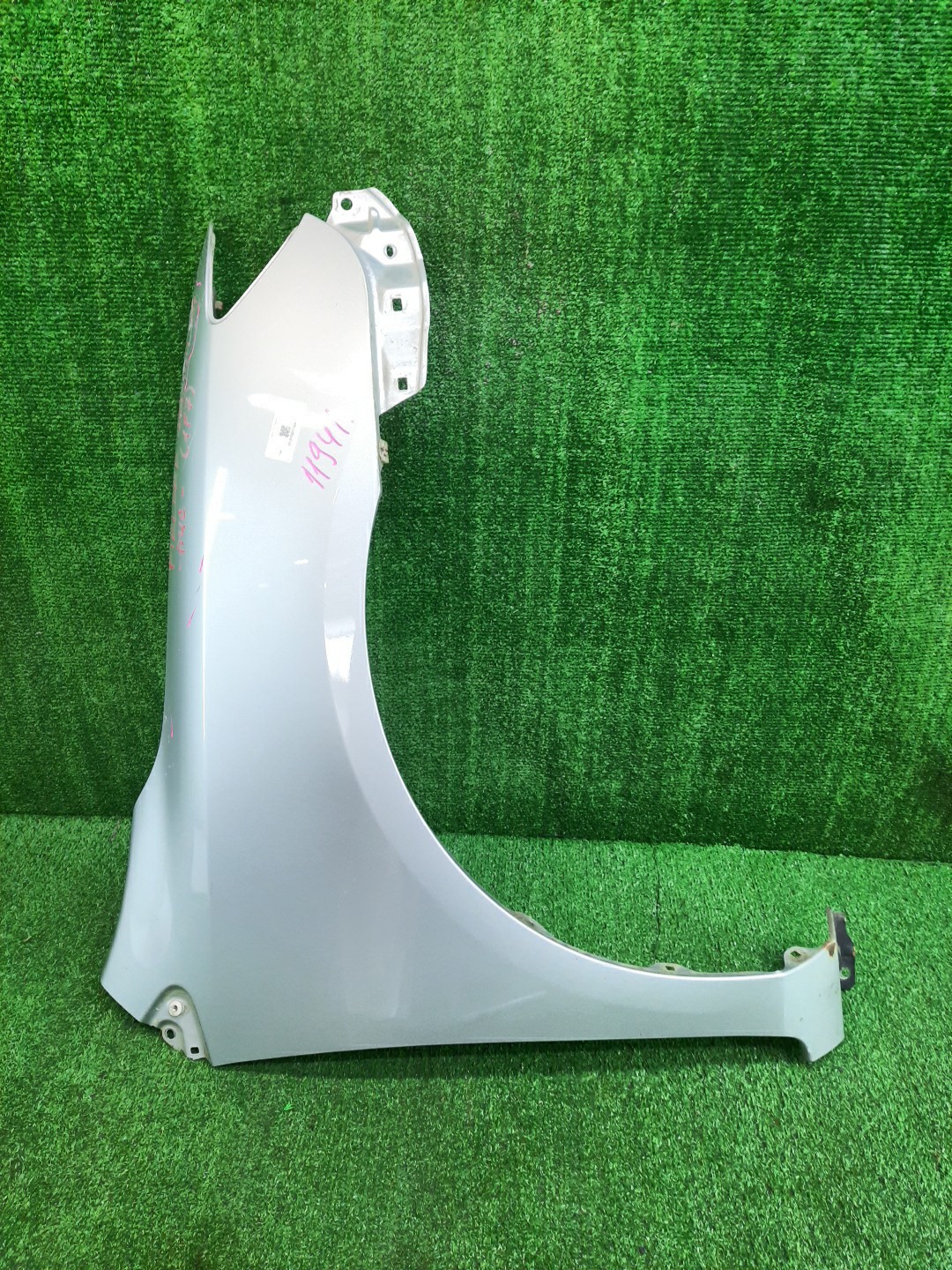 Крыло правое переднее TOYOTA COROLLA FIELDER, COROLLA  AXIO ZRE144G, ZRE142G, NZE144G, NZE141G, NZE141, NZE144, ZRE142, ZRE144 11941 1 ракурс