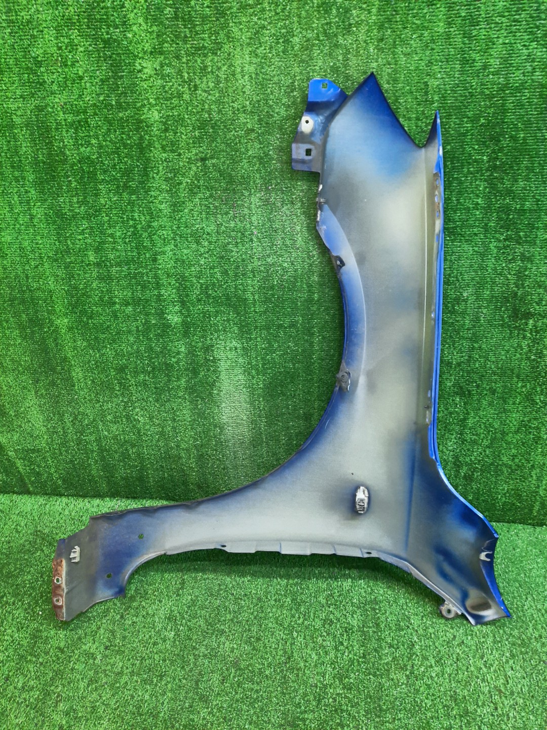 Крыло правое переднее MAZDA AXELA, MAZDA 3, 3 BK5P, BK3P, BKEP, BK 11944 3 ракурс