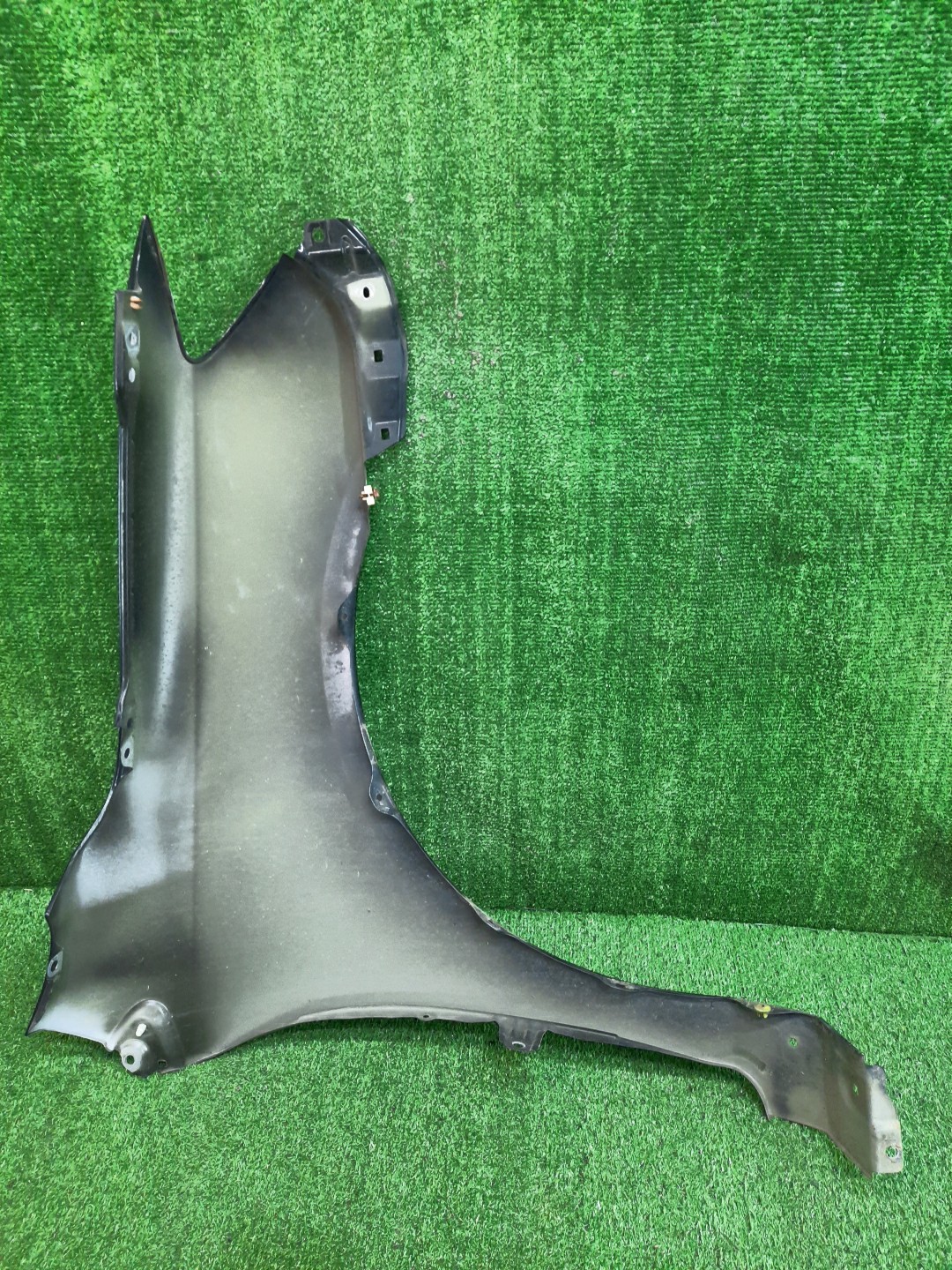 Крыло левое переднее TOYOTA COROLLA FIELDER, COROLLA  AXIO ZRE144G, ZRE142G, NZE144G, NZE141G, NZE141, NZE144, ZRE142, ZRE144 11988 4 ракурс