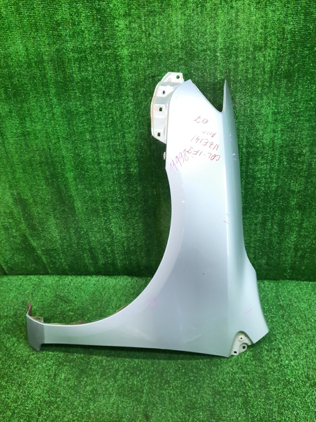 Крыло левое переднее TOYOTA COROLLA FIELDER, COROLLA  AXIO ZRE144G, ZRE142G, NZE144G, NZE141G, NZE141, NZE144, ZRE142, ZRE144 11998 1 ракурс