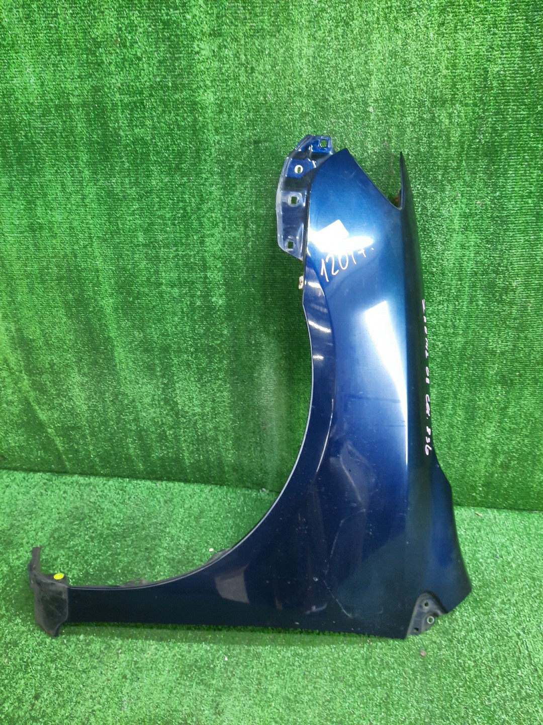 Крыло левое переднее TOYOTA COROLLA FIELDER, COROLLA  AXIO ZRE144G, ZRE142G, NZE144G, NZE141G, NZE141, NZE144, ZRE142, ZRE144 12017 1 ракурс