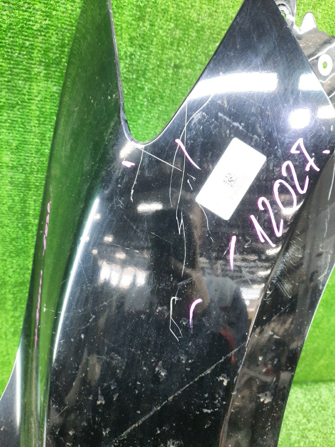Крыло правое переднее MAZDA CX-7 ER3P 12027 3 ракурс