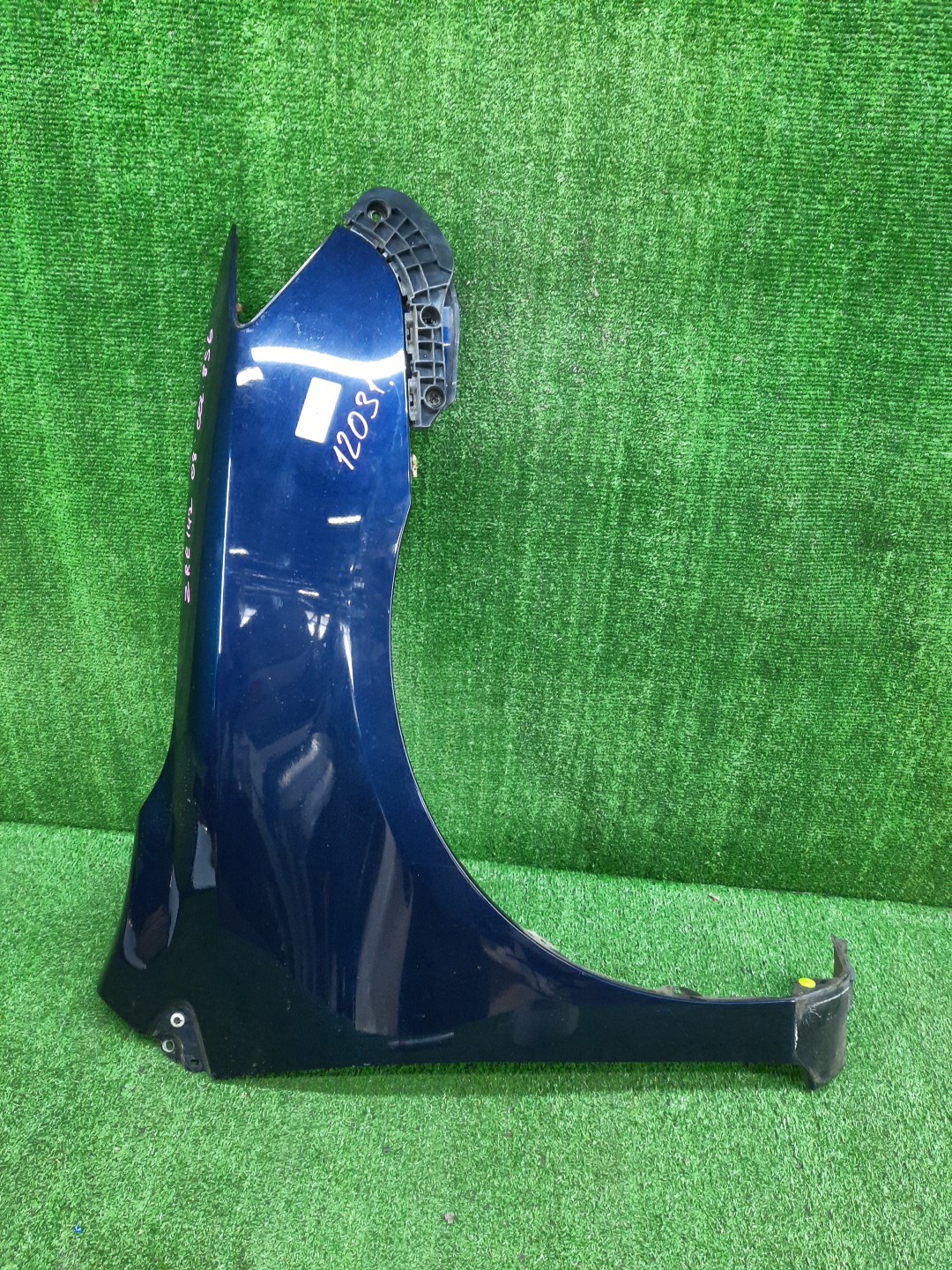 Крыло правое переднее TOYOTA COROLLA FIELDER, COROLLA  AXIO ZRE144G, ZRE142G, NZE144G, NZE141G, NZE141, NZE144, ZRE142, ZRE144 12031 1 ракурс