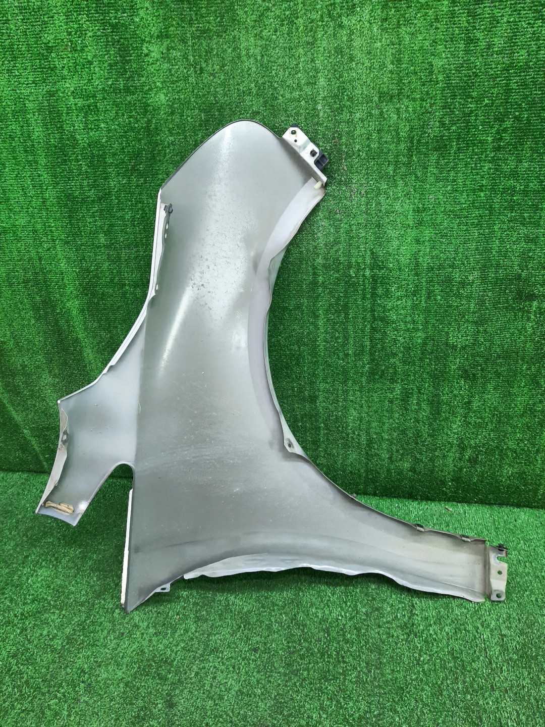 Крыло левое переднее MITSUBISHI GRANDIS NA4W 12046 5 ракурс