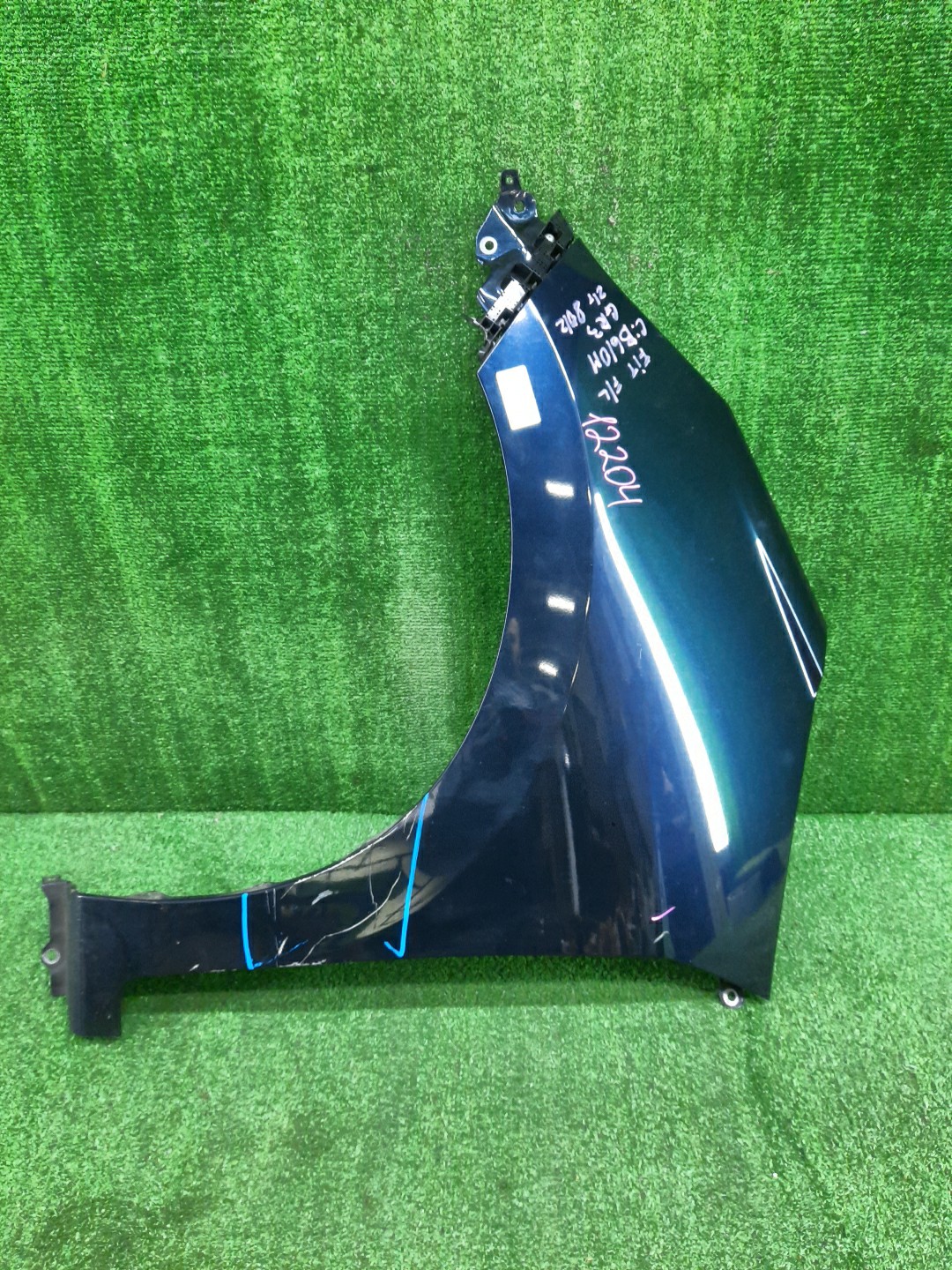 Крыло левое переднее HONDA FIT, JAZZ GR3, GR4, GR2, GR1, GR6, GR5, GR7,  12204 1 ракурс
