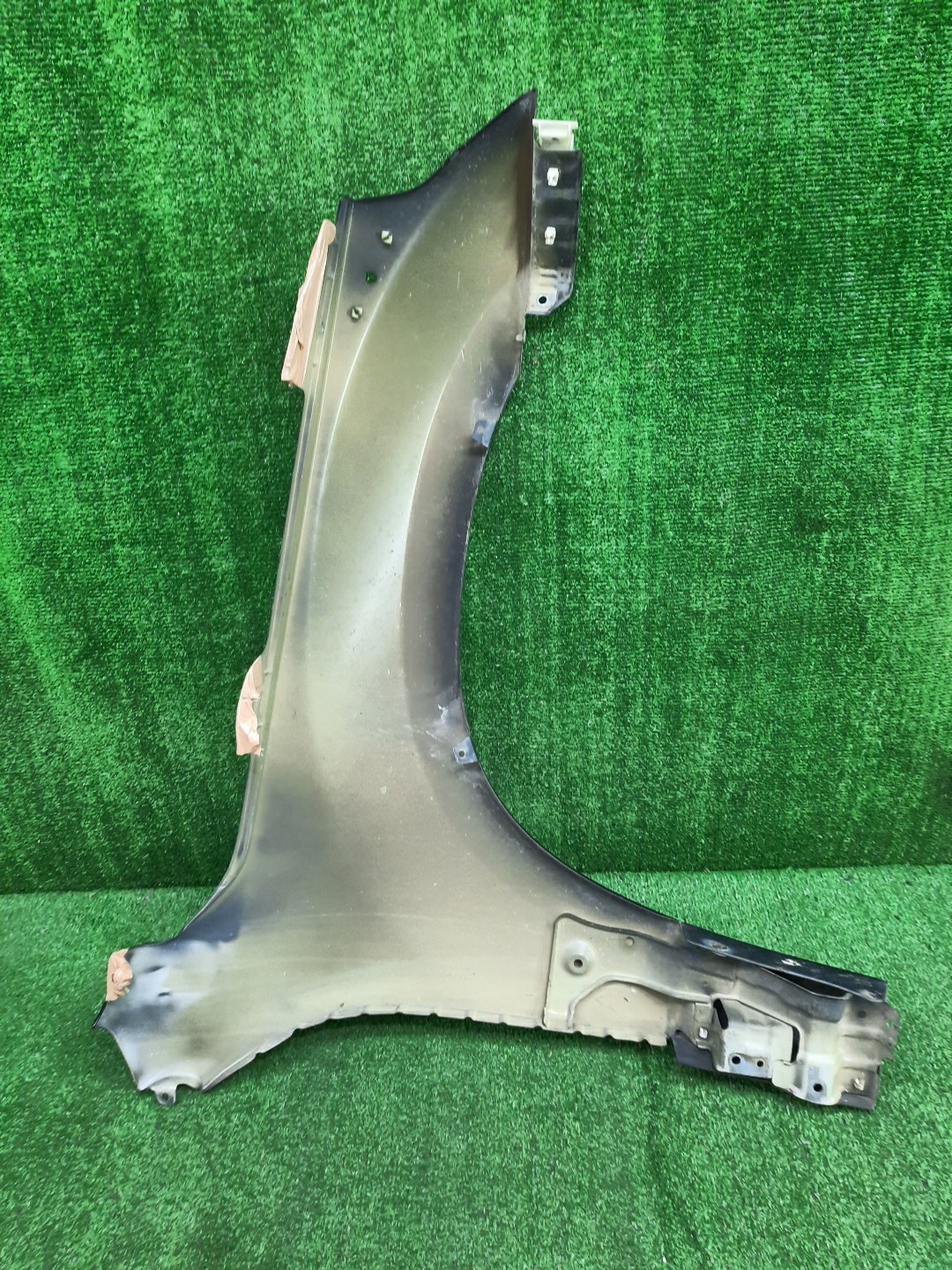 Крыло левое переднее SUZUKI ESCUDO TA74W, TD94W, TD54W 12208 4 ракурс
