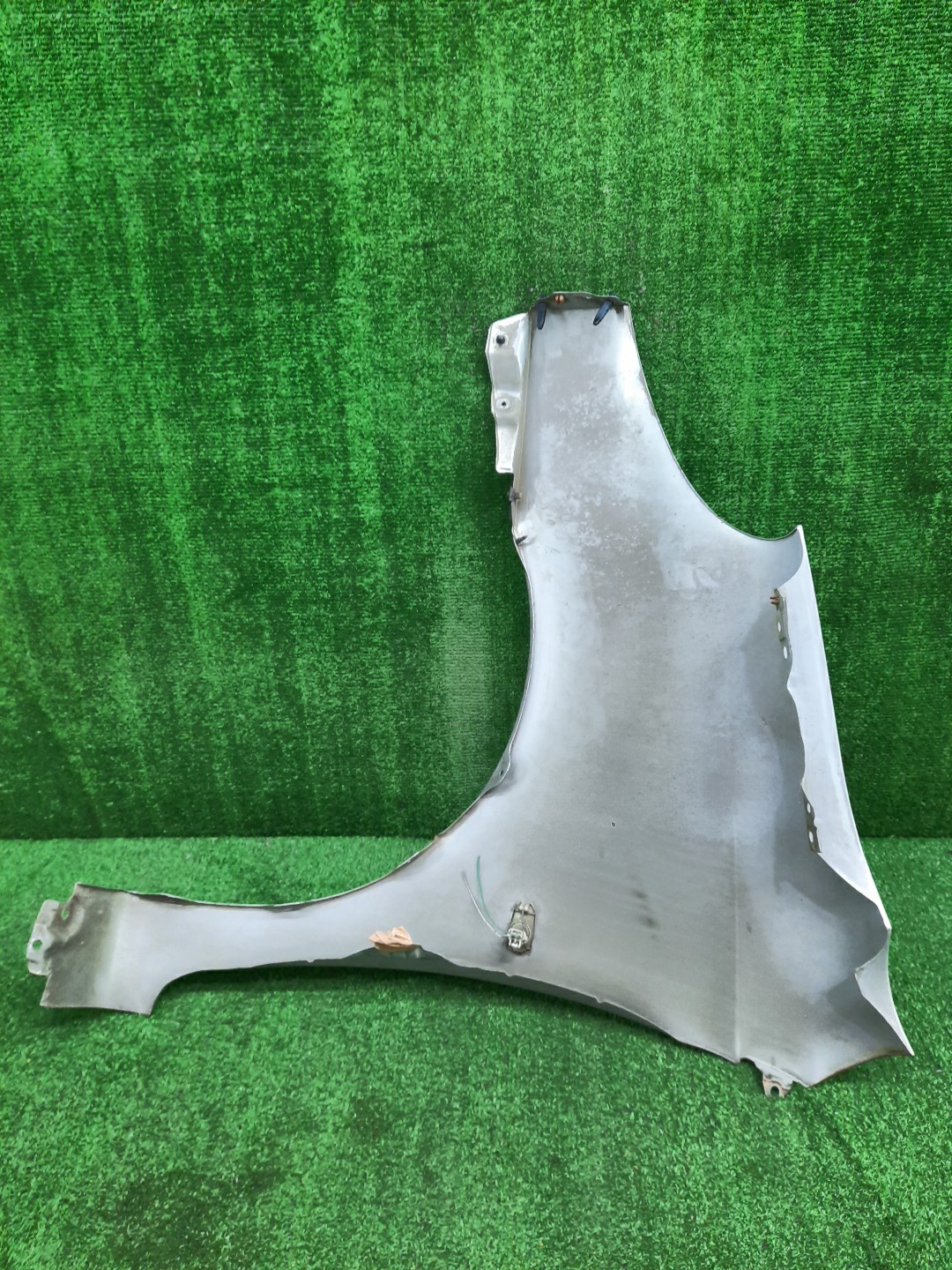 Крыло правое переднее TOYOTA FUNCARGO NCP20, NCP21, NCP25 12279 4 ракурс