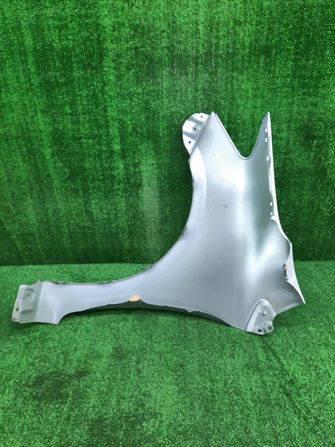 Крыло правое переднее TOYOTA BELTA NCP96, KSP90, KSP92, SCP92 12288 4 ракурс