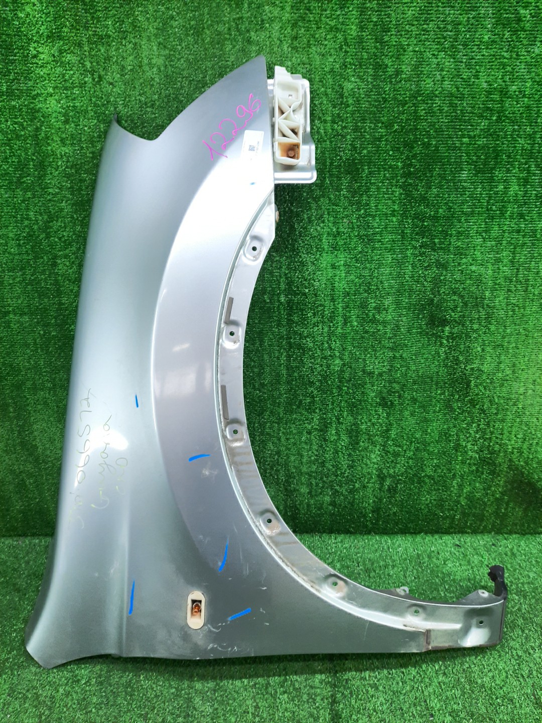 Крыло правое переднее NISSAN DUALIS J10, KNJ10, KJ10, NJ10 12296 5 ракурс