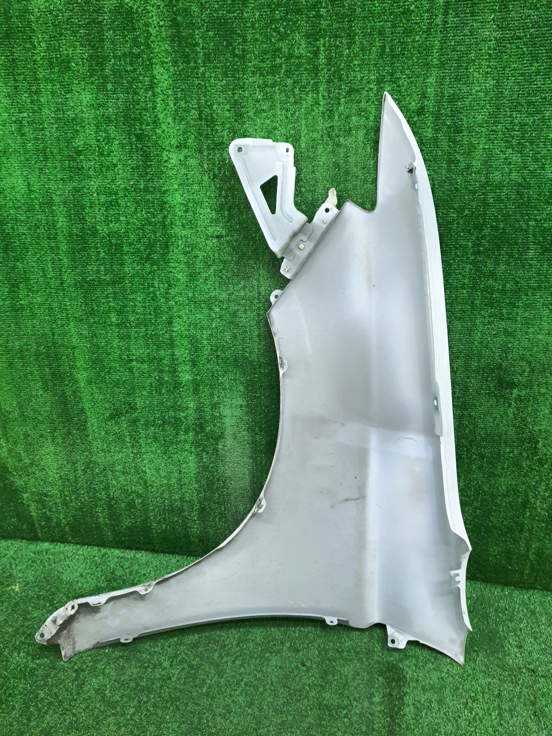 Крыло правое переднее MITSUBISHI OUTLANDER GG2W, GF8W, GF7W 12395 4 ракурс
