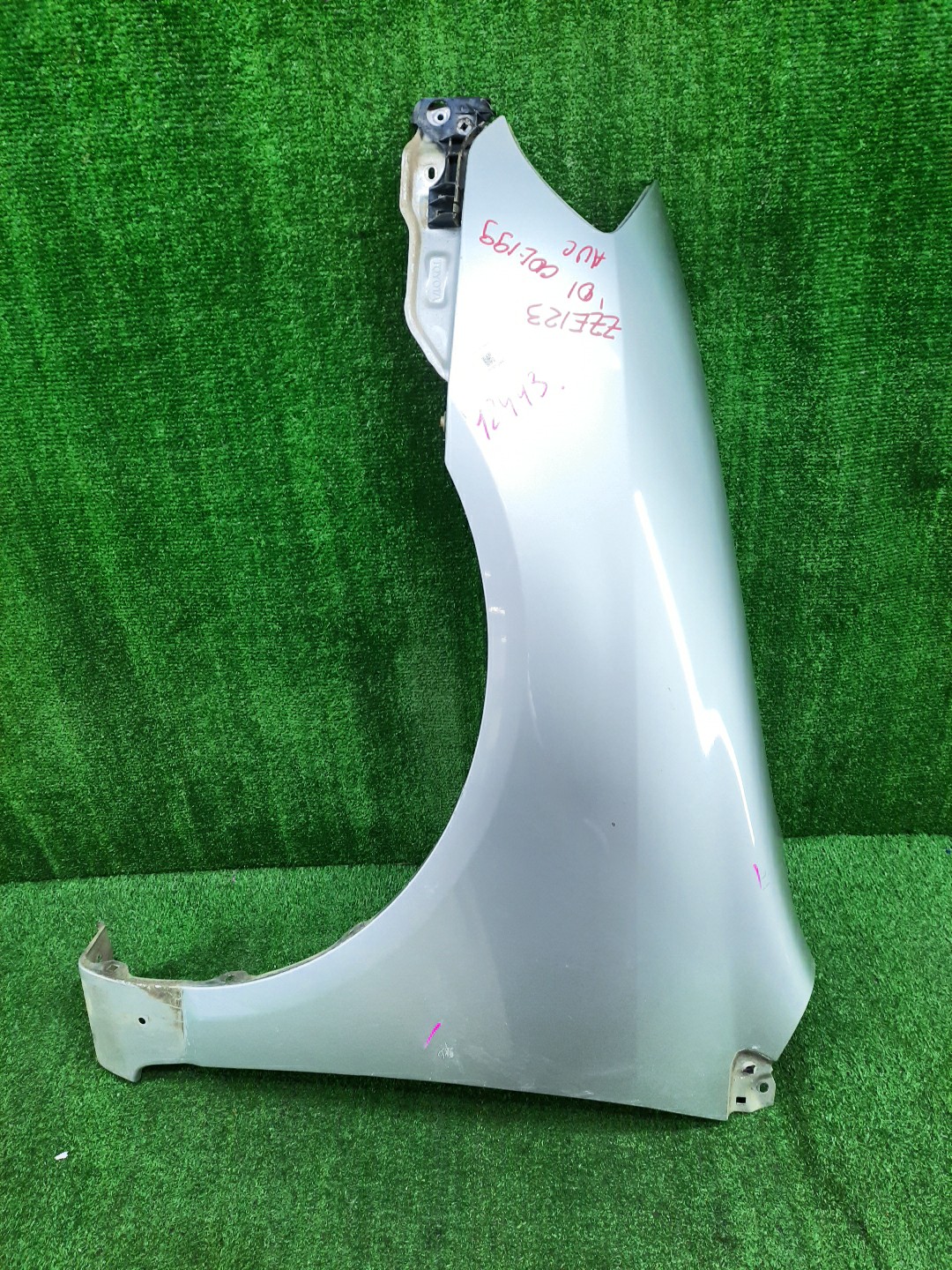 Крыло левое переднее TOYOTA COROLLA NZE121 12443 1 ракурс