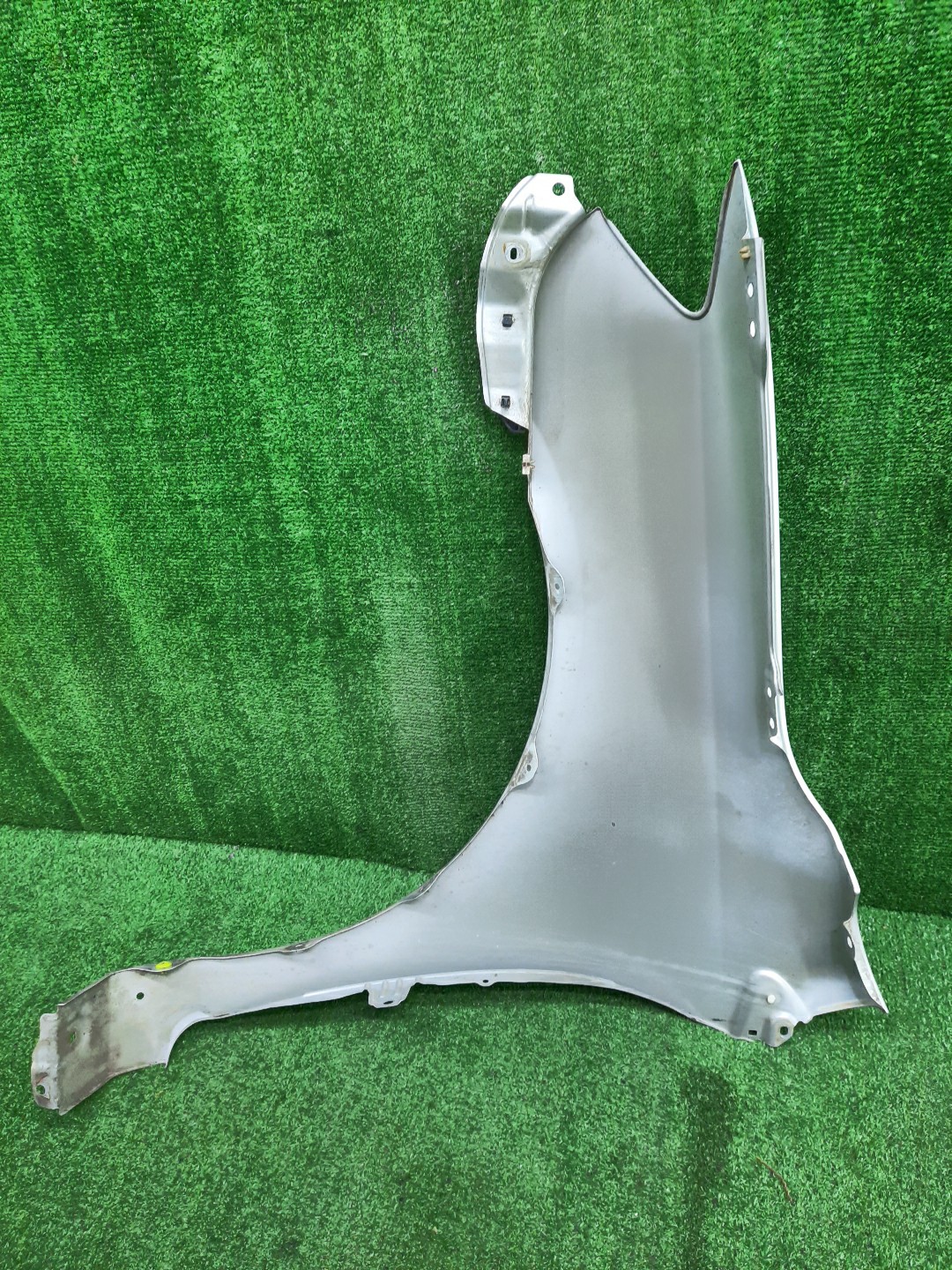 Крыло правое переднее TOYOTA COROLLA FIELDER, COROLLA  AXIO ZRE144G, ZRE142G, NZE144G, NZE141G, NZE141, NZE144, ZRE142, ZRE144 12582 2 ракурс
