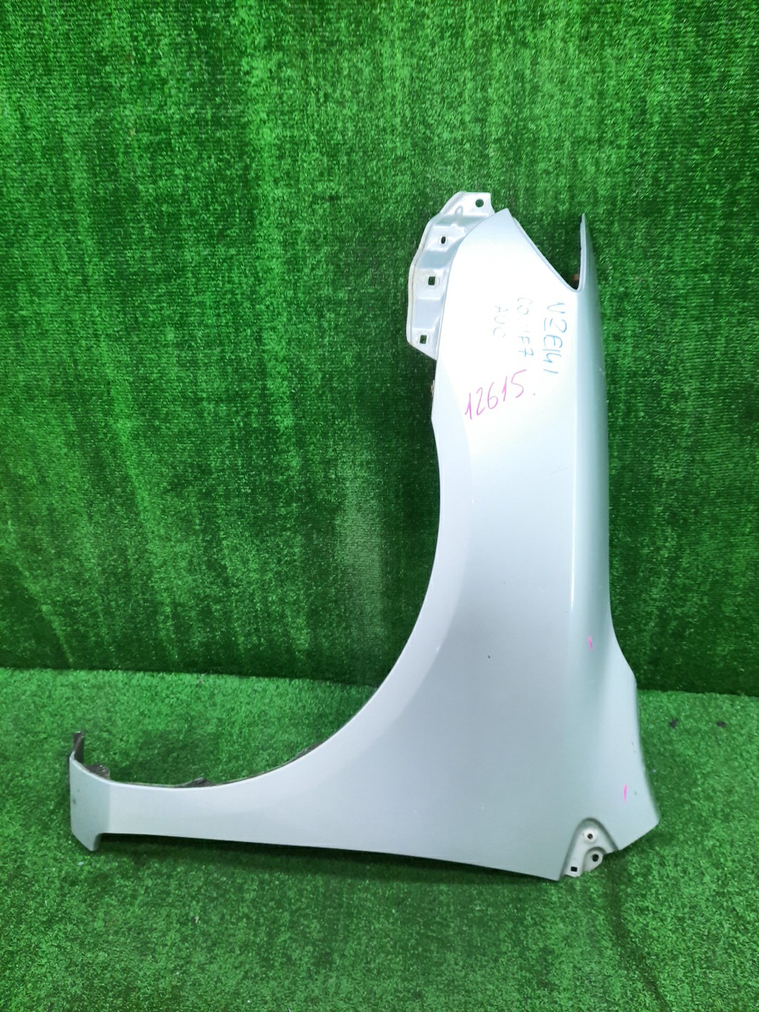 Крыло левое переднее TOYOTA COROLLA FIELDER, COROLLA  AXIO ZRE144G, ZRE142G, NZE144G, NZE141G, NZE141, NZE144, ZRE142, ZRE144 12615 1 ракурс