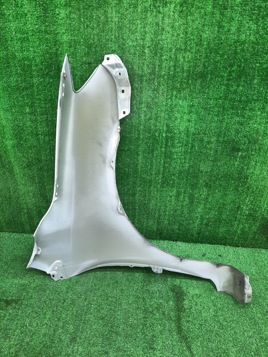 Крыло левое переднее TOYOTA COROLLA FIELDER, COROLLA  AXIO ZRE144G, ZRE142G, NZE144G, NZE141G, NZE141, NZE144, ZRE142, ZRE144 12615 3 ракурс