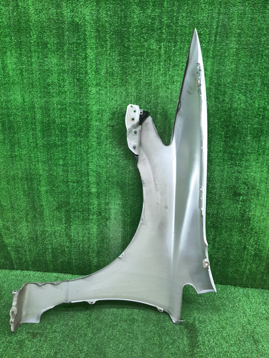 Крыло правое переднее HONDA CIVIC FD2, FD1, FD3 12689 5 ракурс
