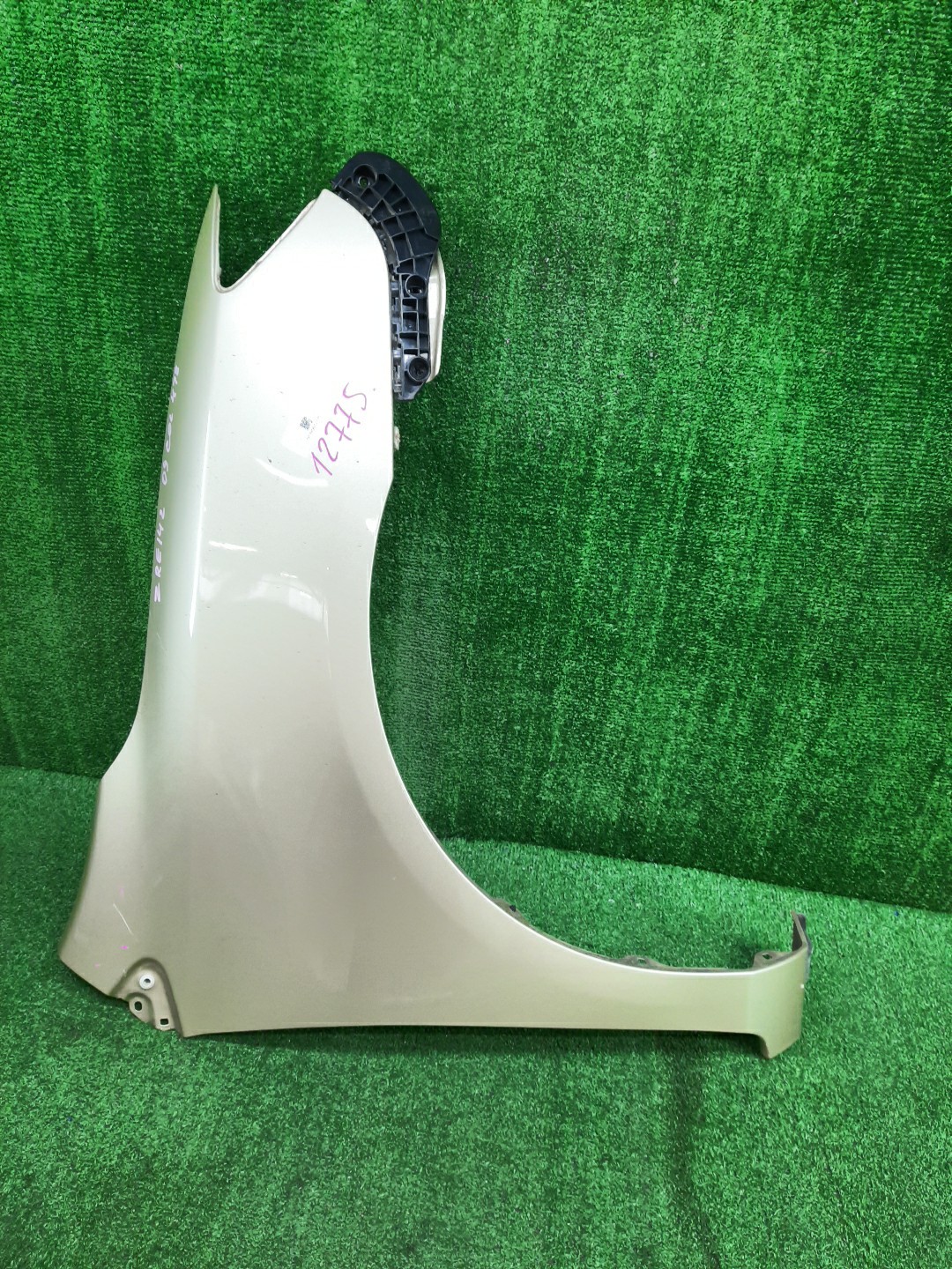 Крыло правое переднее TOYOTA COROLLA FIELDER, COROLLA  AXIO ZRE144G, ZRE142G, NZE144G, NZE141G, NZE141, NZE144, ZRE142, ZRE144 12775 1 ракурс