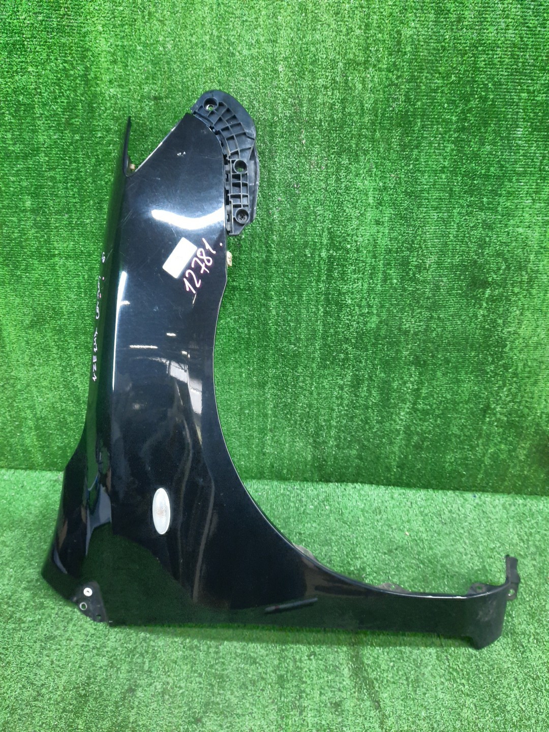 Крыло правое переднее TOYOTA COROLLA FIELDER, COROLLA  AXIO ZRE144G, ZRE142G, NZE144G, NZE141G, NZE141, NZE144, ZRE142, ZRE144 12781 1 ракурс