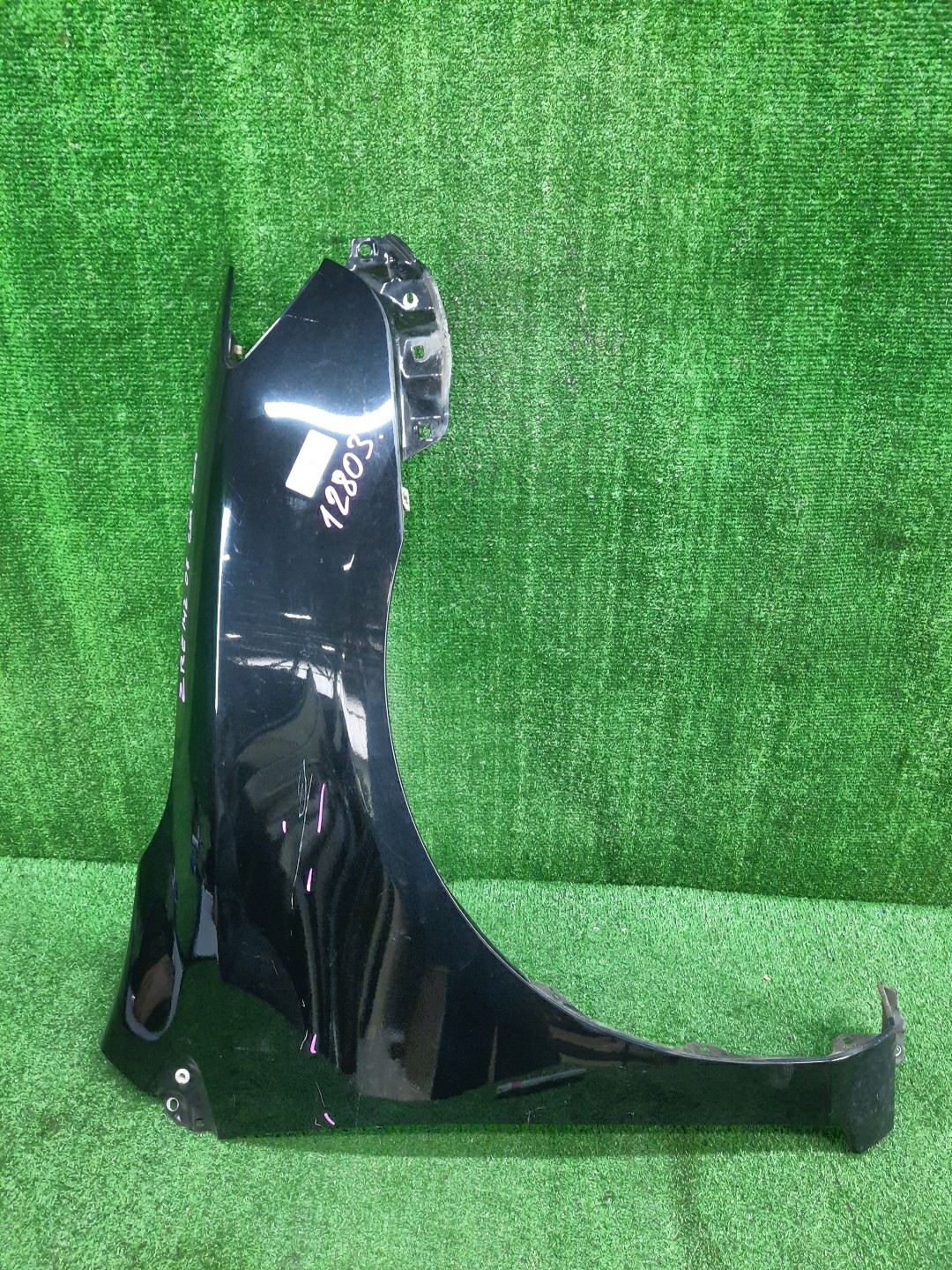 Крыло правое переднее TOYOTA COROLLA FIELDER, COROLLA  AXIO ZRE144G, ZRE142G, NZE144G, NZE141G, NZE141, NZE144, ZRE142, ZRE144 12803 1 ракурс