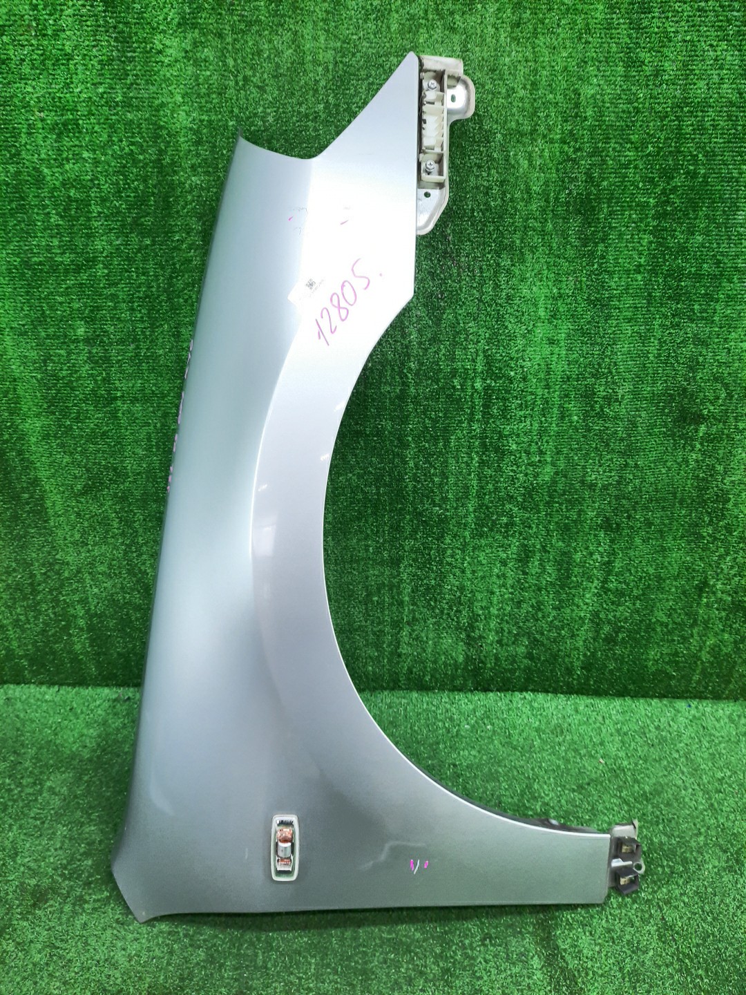 Крыло правое переднее NISSAN TEANA J31, PJ31, TNJ31 12805 1 ракурс
