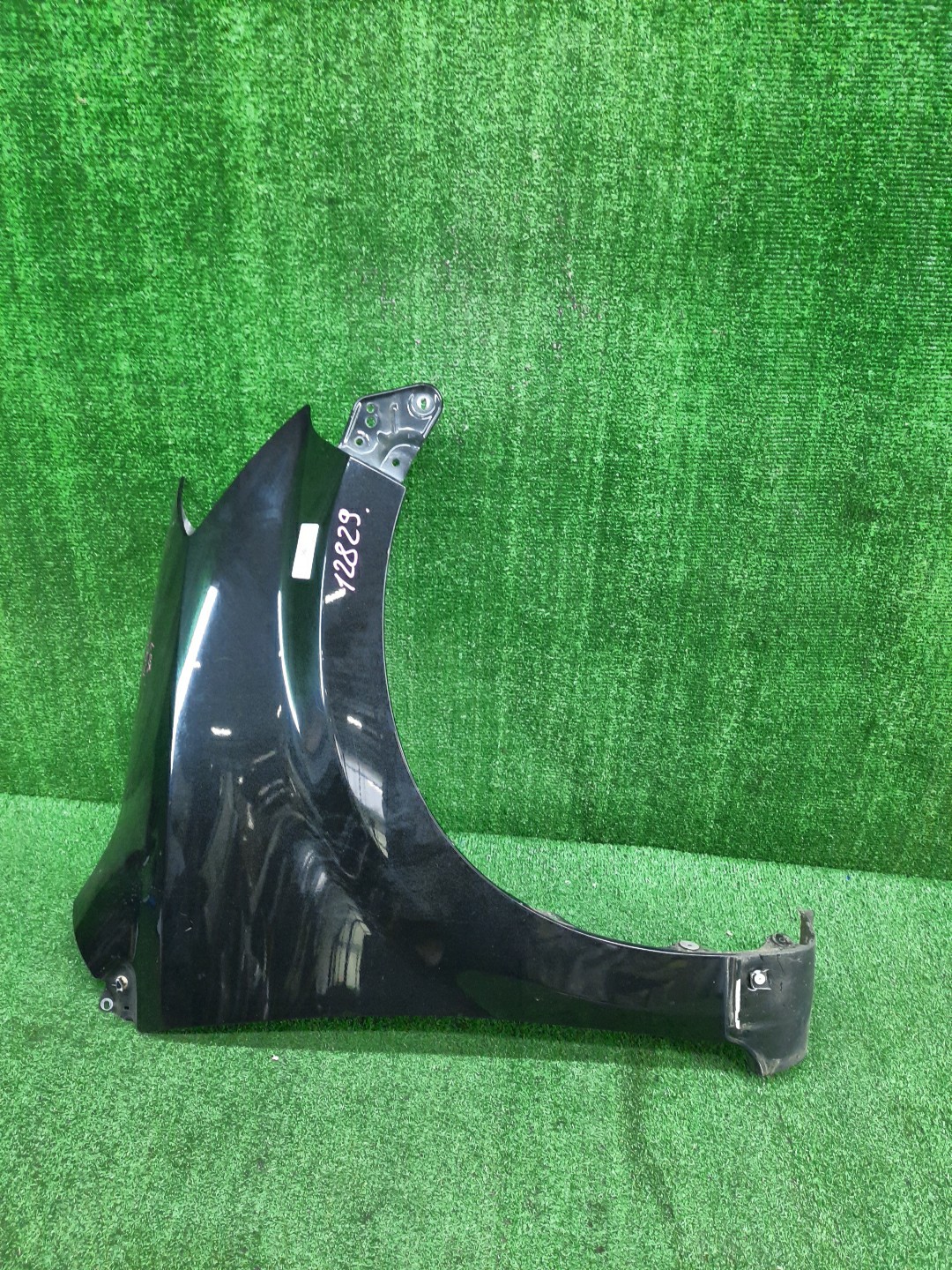 Крыло правое переднее TOYOTA PASSO, BOON KGC15, KGC10, QNC10, M301S, M310S, M312S, M300S 12829 1 ракурс