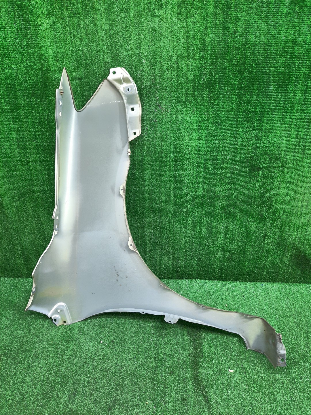 Крыло левое переднее TOYOTA COROLLA FIELDER, COROLLA  AXIO ZRE144G, ZRE142G, NZE144G, NZE141G, NZE141, NZE144, ZRE142, ZRE144 12882 4 ракурс