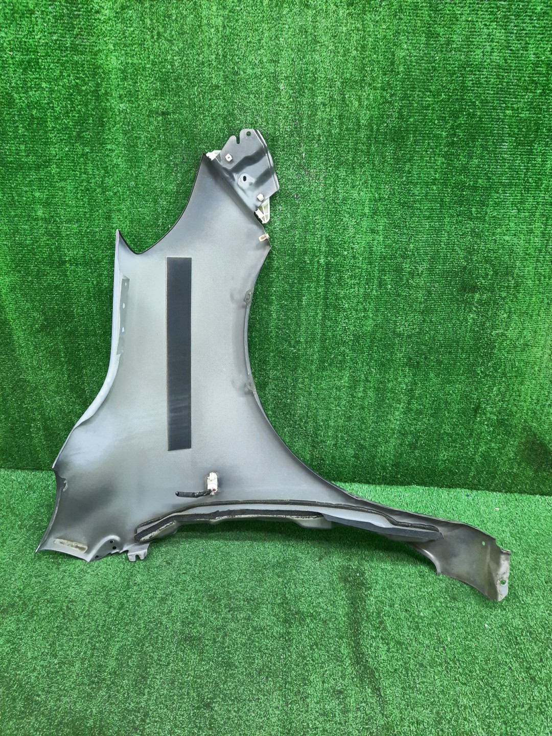 Крыло левое переднее NISSAN LATIO N17 12917 4 ракурс