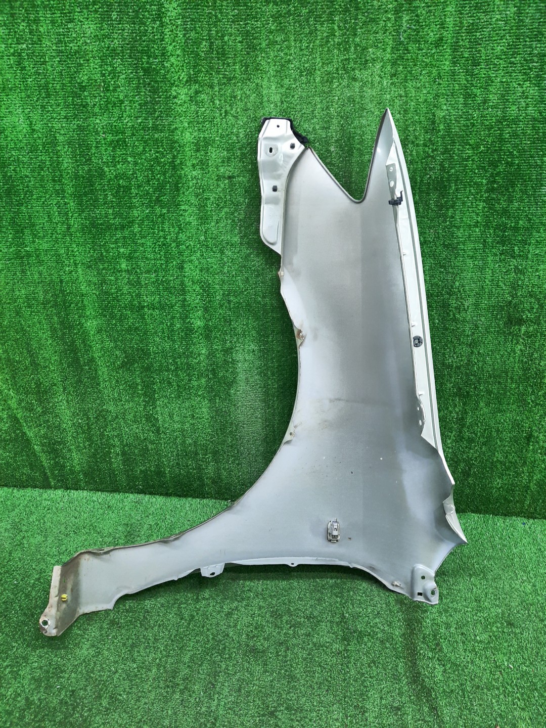 Крыло правое переднее TOYOTA COROLLA NZE121 12928 4 ракурс