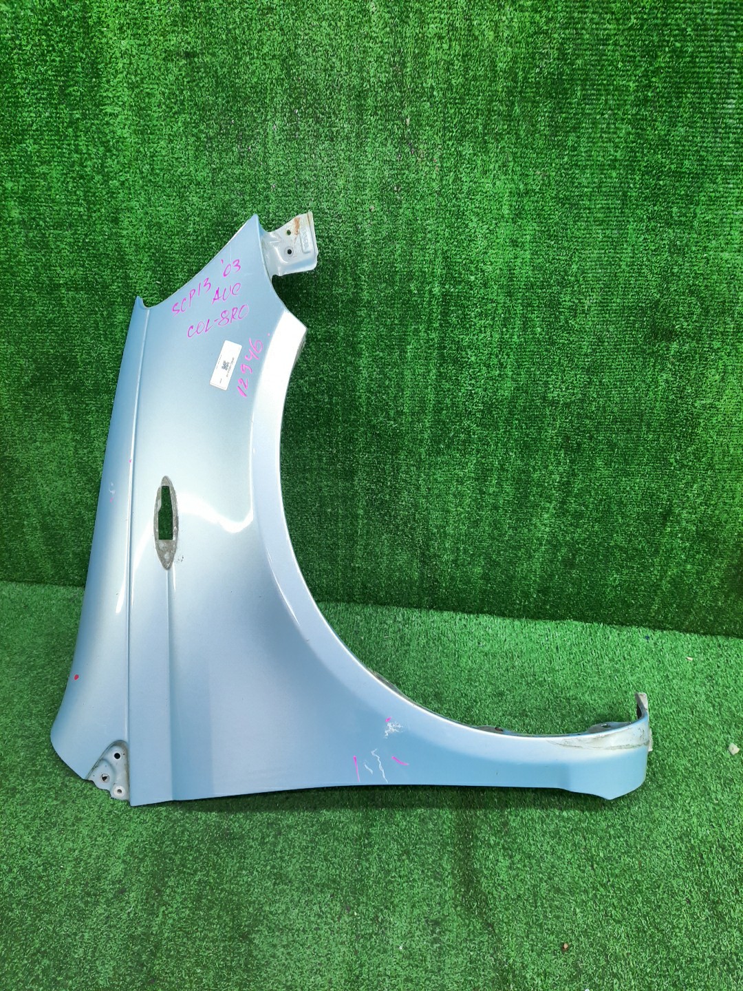 Крыло правое переднее TOYOTA VITZ, YARIS SCP10, NCP10, SCP13, NCP15, NCP11, NCP13 12946 1 ракурс