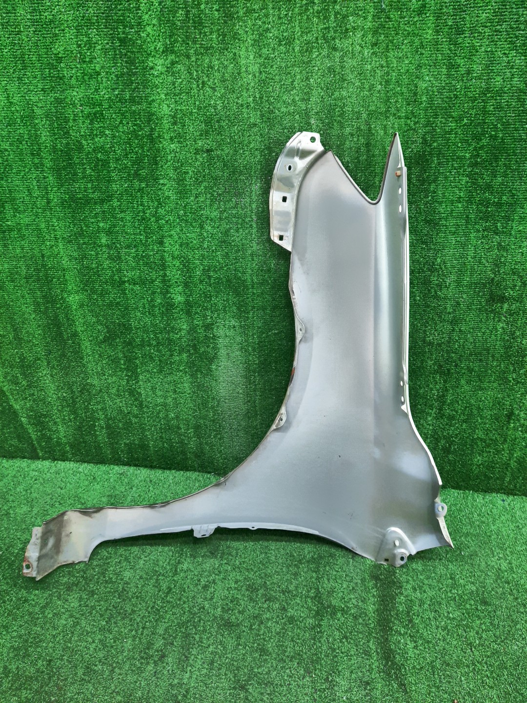 Крыло правое переднее TOYOTA COROLLA FIELDER, COROLLA  AXIO ZRE144G, ZRE142G, NZE144G, NZE141G, NZE141, NZE144, ZRE142, ZRE144 12953 2 ракурс