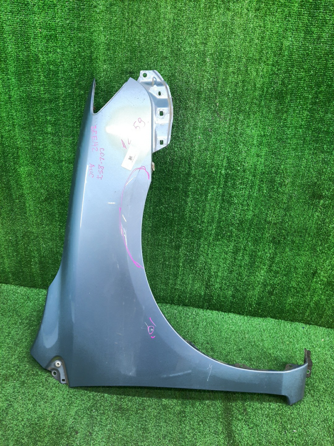 Крыло правое переднее TOYOTA COROLLA FIELDER, COROLLA  AXIO ZRE144G, ZRE142G, NZE144G, NZE141G, NZE141, NZE144, ZRE142, ZRE144 12959 1 ракурс