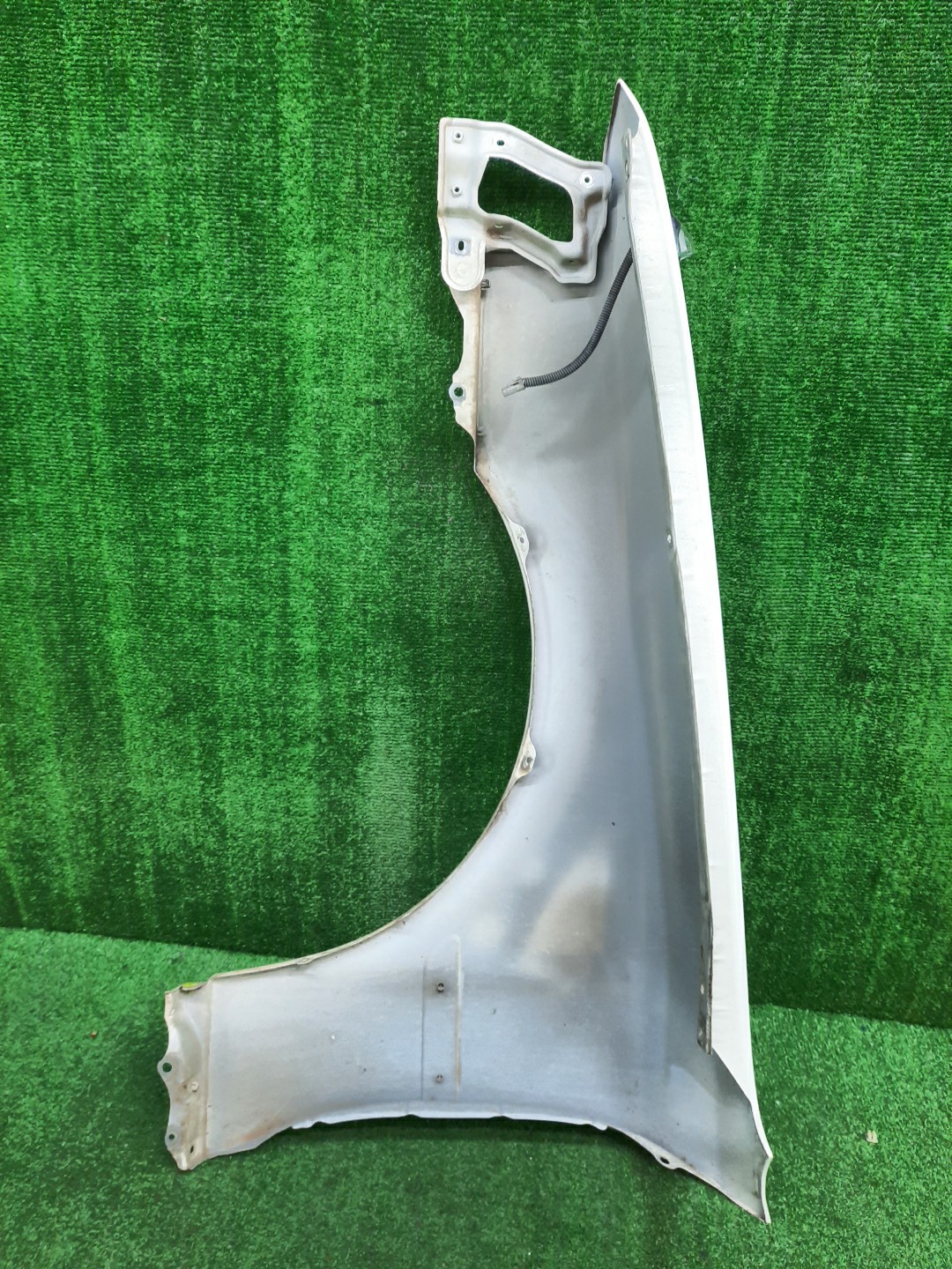 Крыло правое переднее TOYOTA CRESTA GX100, JZX100, JZX101, LX100, GX105, JZX105, SX100 12976 4 ракурс