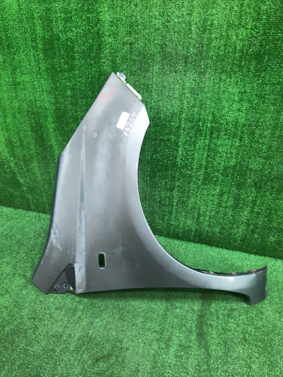 Крыло правое переднее NISSAN NOTE E11 13264 1 ракурс
