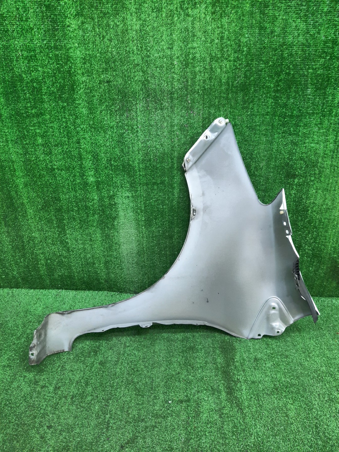 Крыло правое переднее TOYOTA VITZ SCP90, KSP90, NCP95, NCP91 13364 3 ракурс