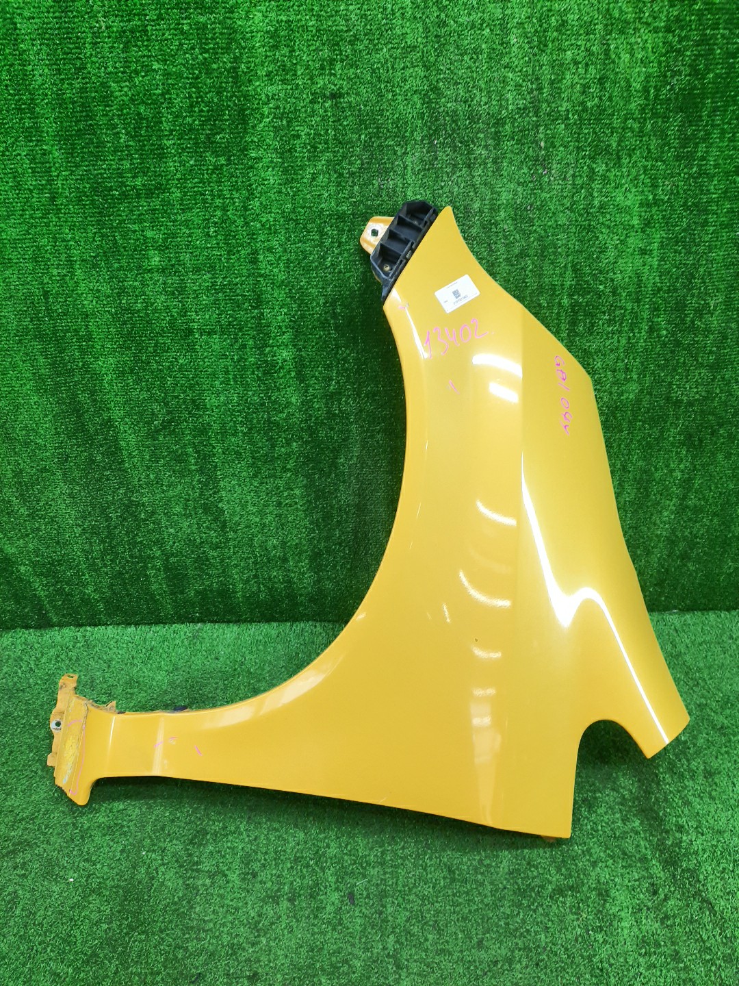 Крыло левое переднее HONDA FIT, JAZZ GD2, GD3, GD4, GD1 13402 1 ракурс