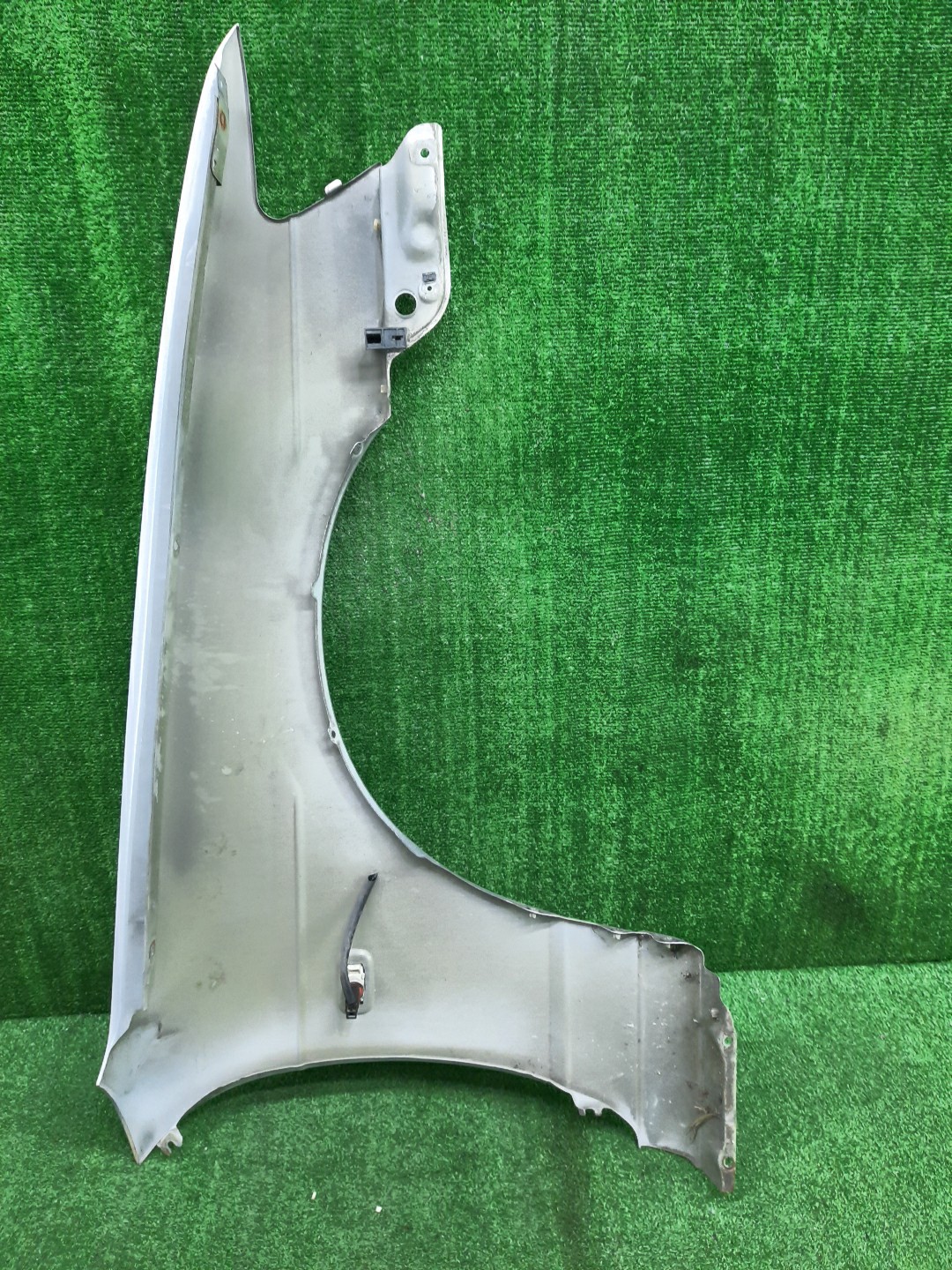 Крыло левое переднее NISSAN LAUREL HC35, GNC35, GC35 13477 5 ракурс