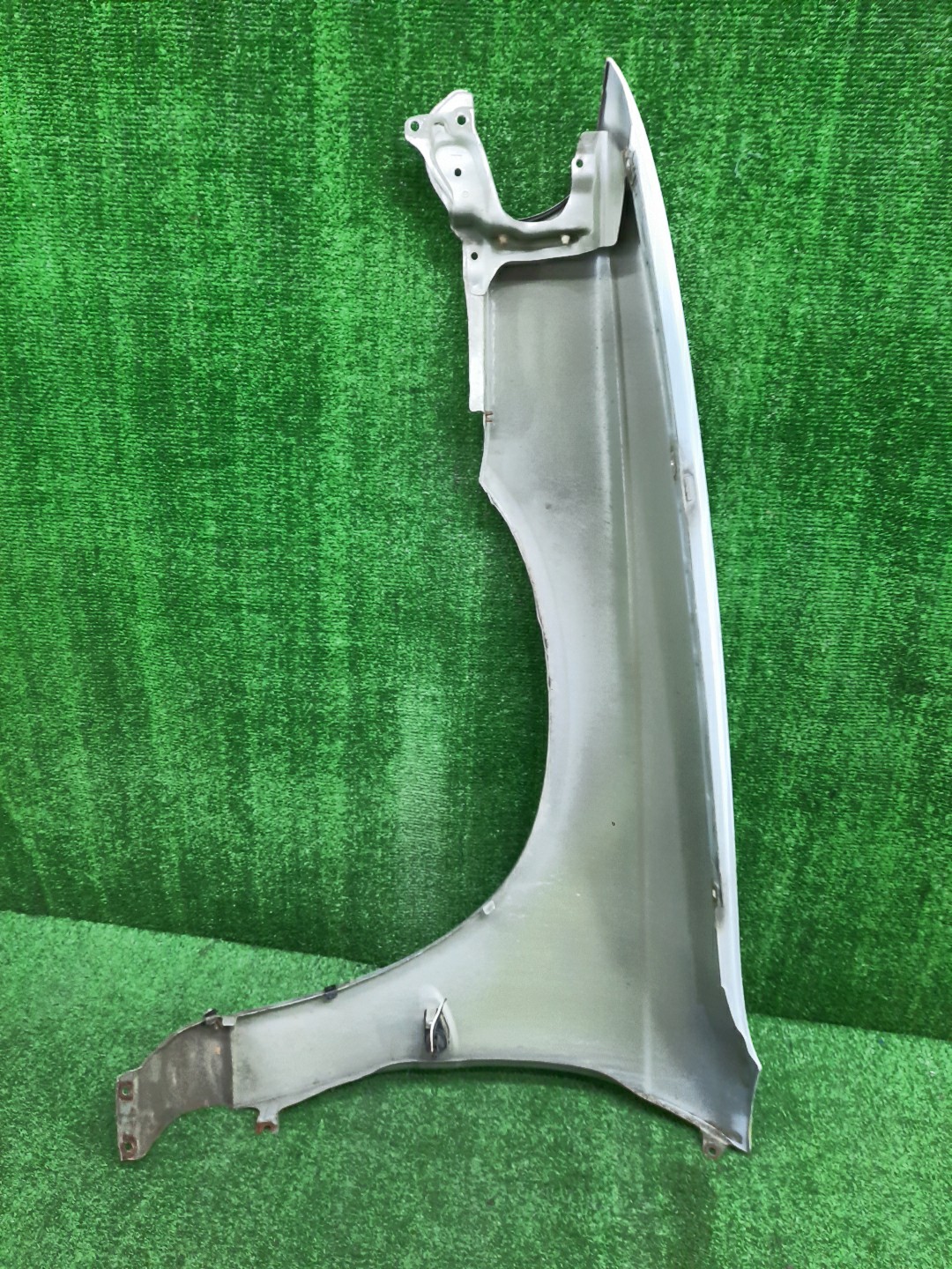 Крыло правое переднее SUBARU LEGACY BGB, BD5, BG5, BG9, BD9, BG3, BD3, BG4, BG7, BD4 13503 3 ракурс