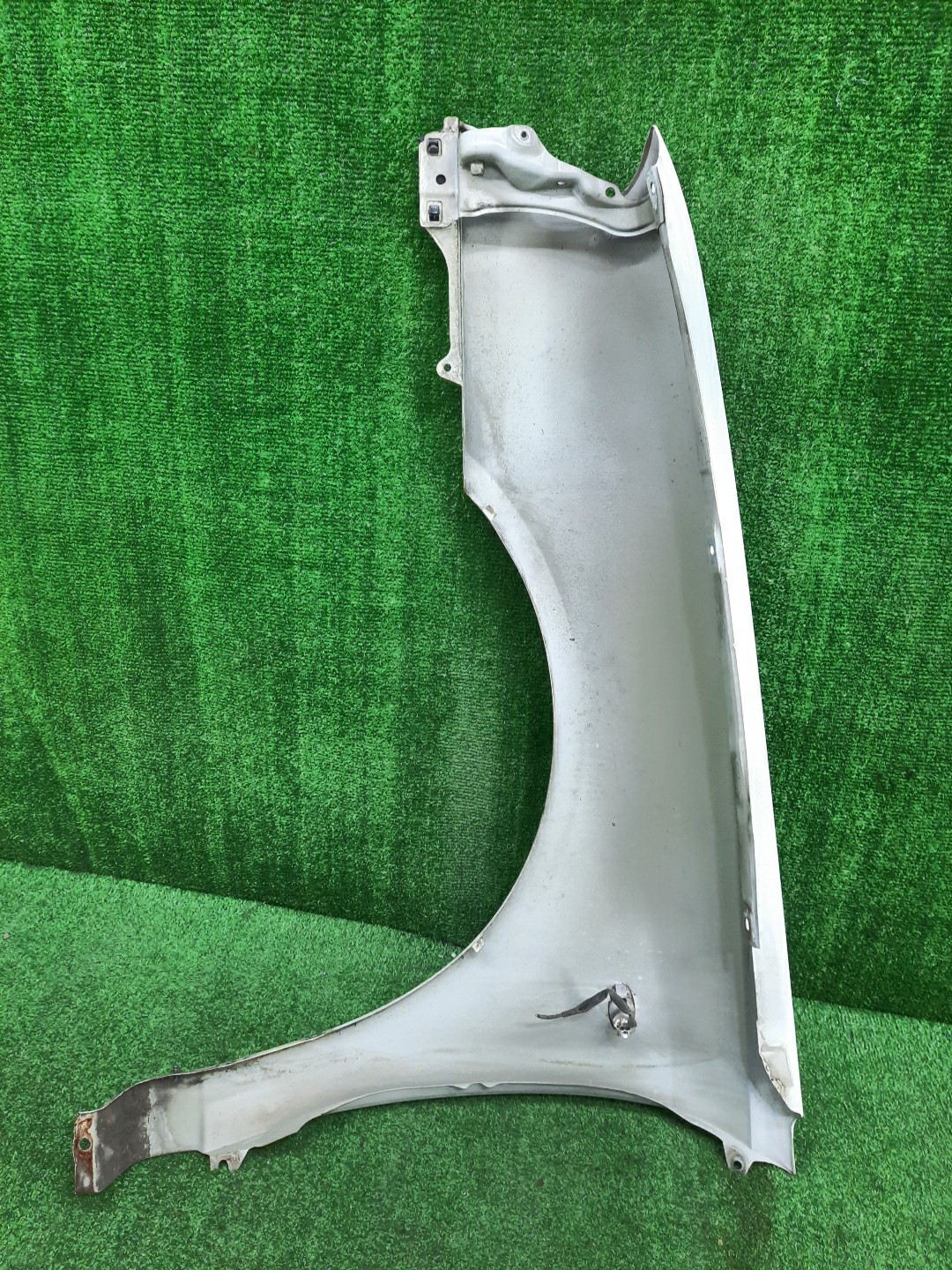 Крыло правое переднее SUBARU IMPREZA WRX, IMPREZA GDA, GGA, GDD, GG2, GG9, GGD, GG3, GGC, GD3, GD2, GD9 13541 3 ракурс