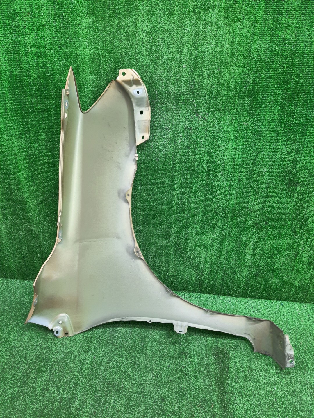 Крыло левое переднее TOYOTA COROLLA FIELDER, COROLLA  AXIO ZRE144G, ZRE142G, NZE144G, NZE141G, NZE141, NZE144, ZRE142, ZRE144 13595 3 ракурс