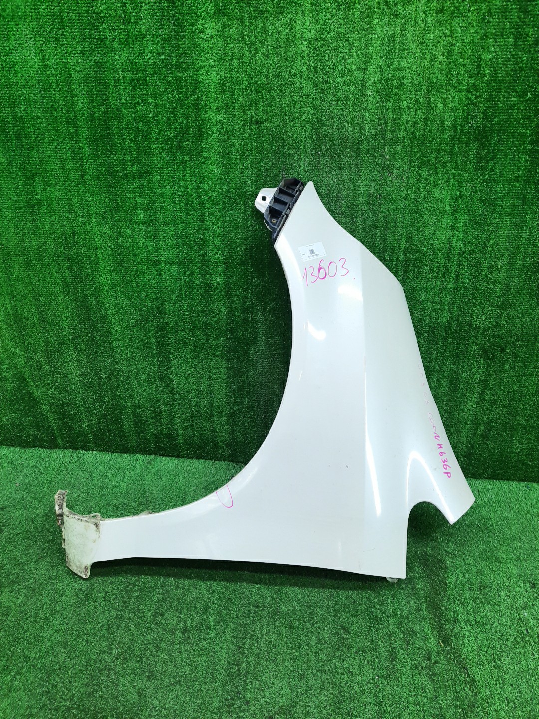 Крыло левое переднее HONDA FIT, JAZZ GD2, GD3, GD4, GD1 13603 1 ракурс