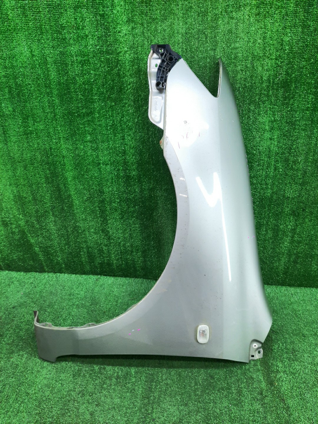 Крыло левое переднее TOYOTA COROLLA NZE121 13604 1 ракурс