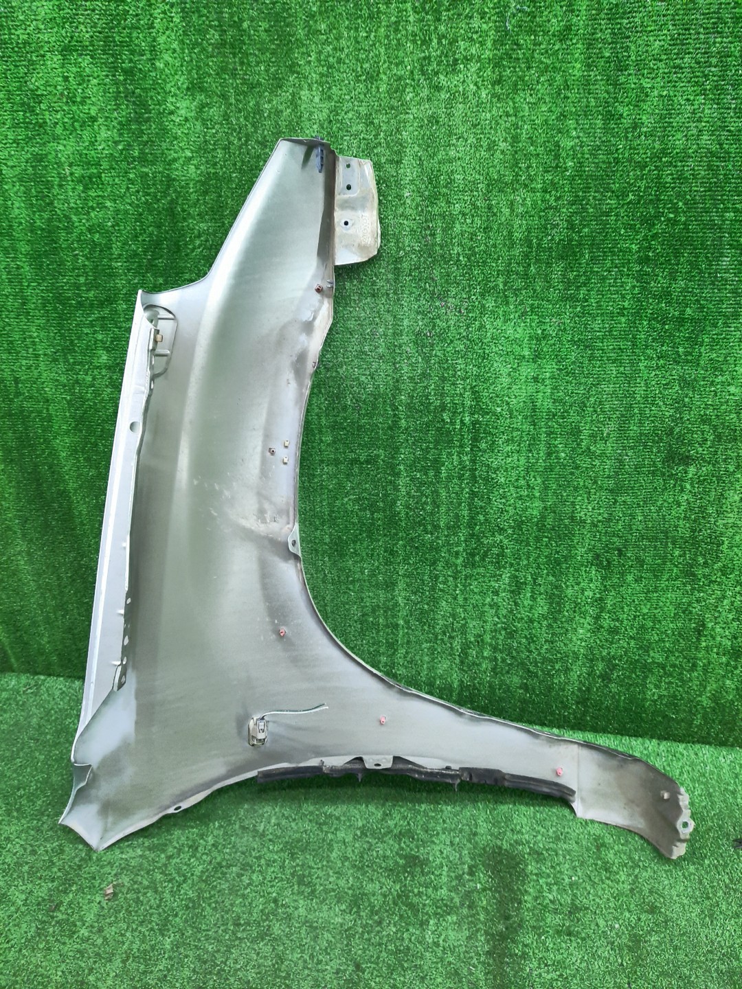 Крыло левое переднее TOYOTA RAV4 ACA21W, ACA20W, ZCA26W, ZCA25W 13679 2 ракурс