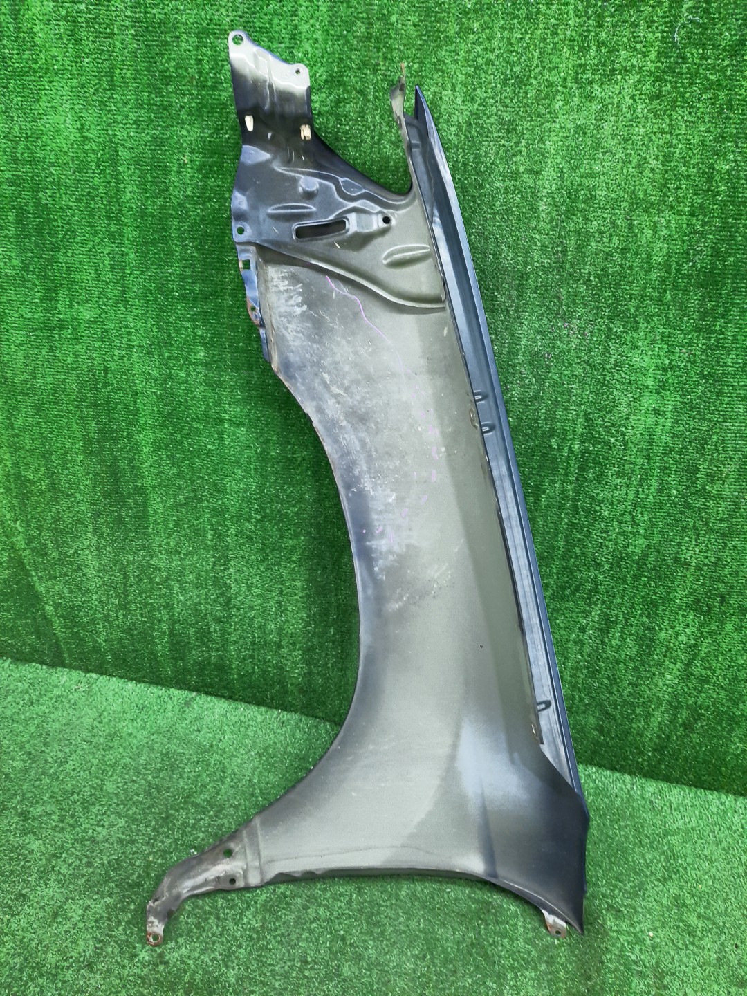 Крыло правое переднее SUBARU FORESTER SG5 13696 5 ракурс