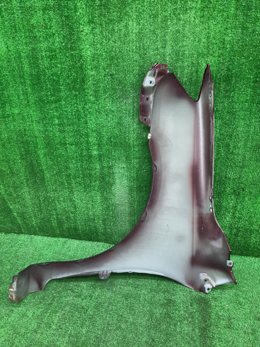 Крыло правое переднее TOYOTA COROLLA FIELDER, COROLLA  AXIO ZRE144G, ZRE142G, NZE144G, NZE141G, NZE141, NZE144, ZRE142, ZRE144 13702 4 ракурс