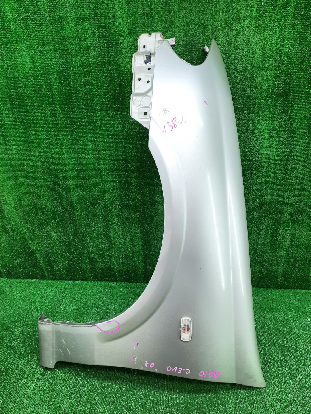 Крыло левое переднее NISSAN BLUEBIRD SYLPHY G10, QG10, FG10, TG10, QNG10 13801 1 ракурс